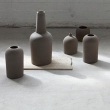 Load image into Gallery viewer, Dome Vase - Medium