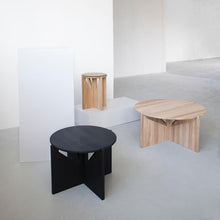 Load image into Gallery viewer, XL Table - Solid Oak