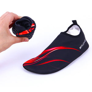 Upstream Light Athletic Swimming Footwear